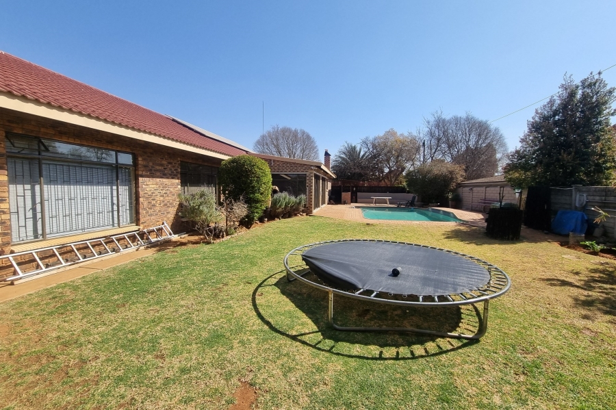 4 Bedroom Property for Sale in Stilfontein Ext 4 North West